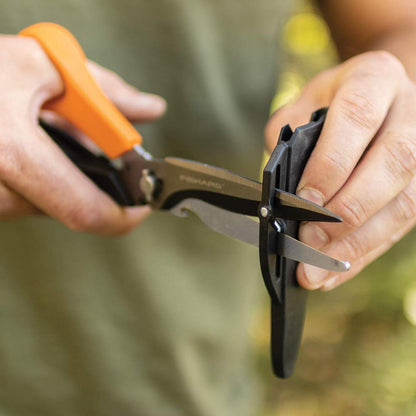 Fiskars 7-in-1 Garden Shears Multi-Tool with Sheath