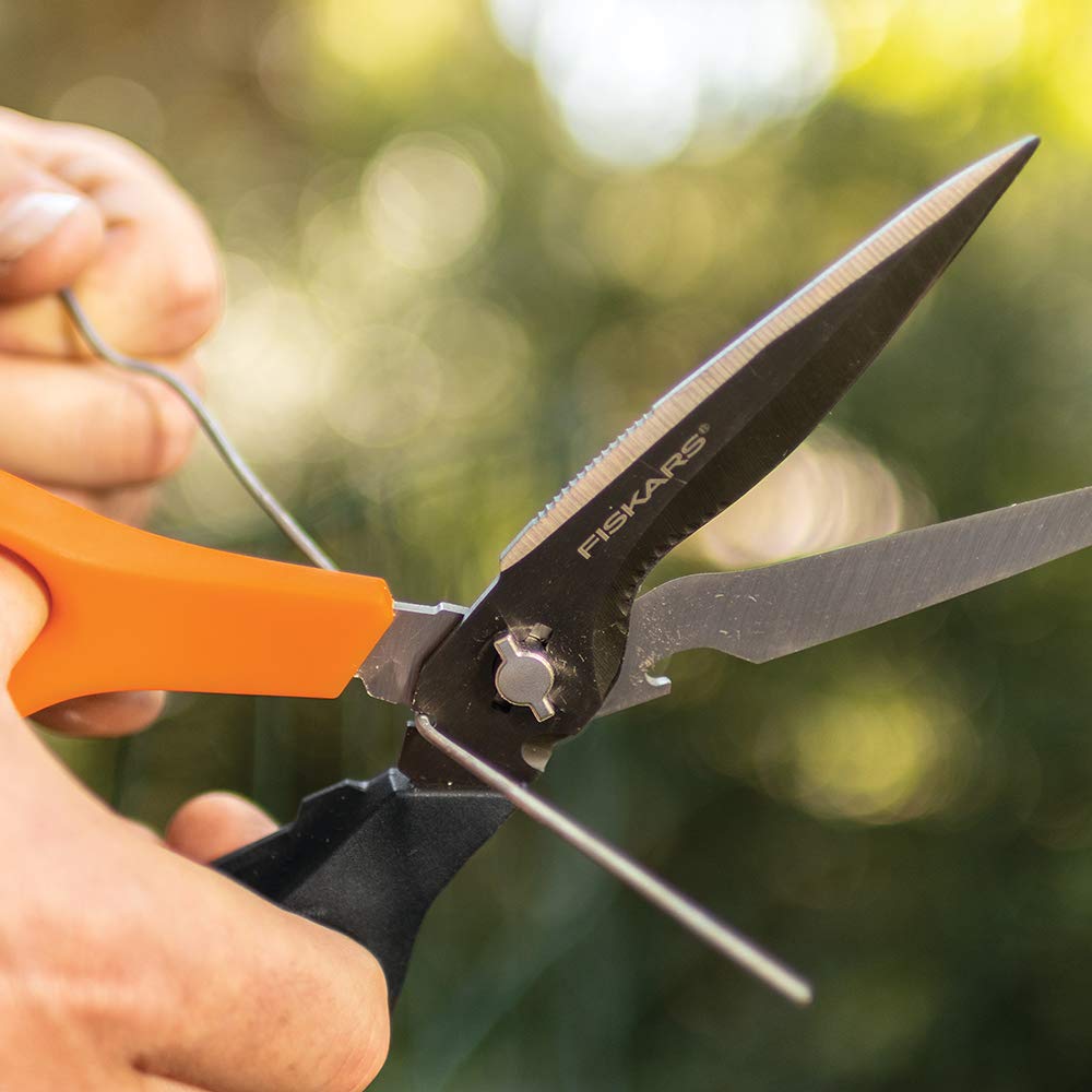 Fiskars 7-in-1 Garden Shears Multi-Tool with Sheath